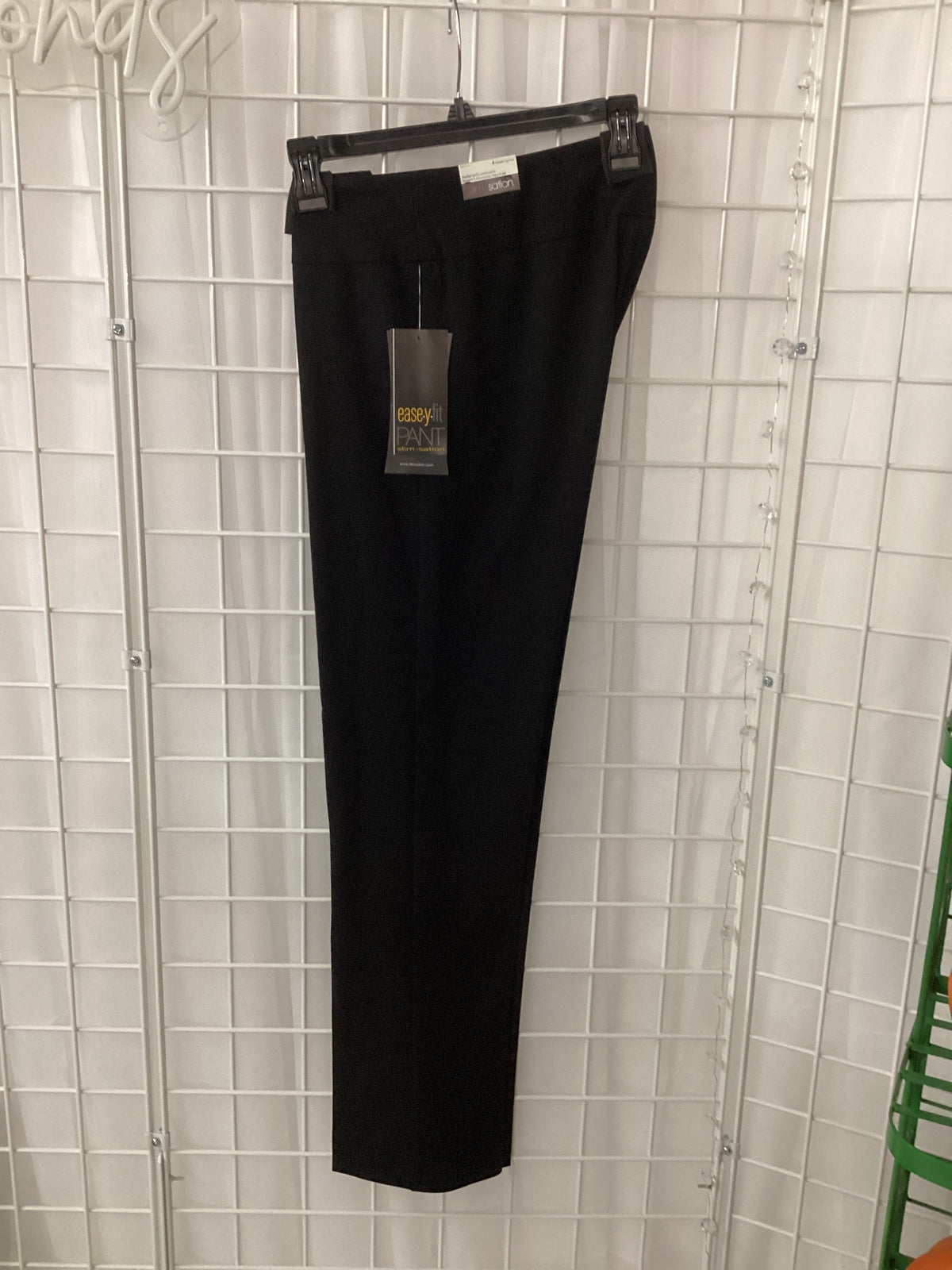 Black Relaxed Leg Pant