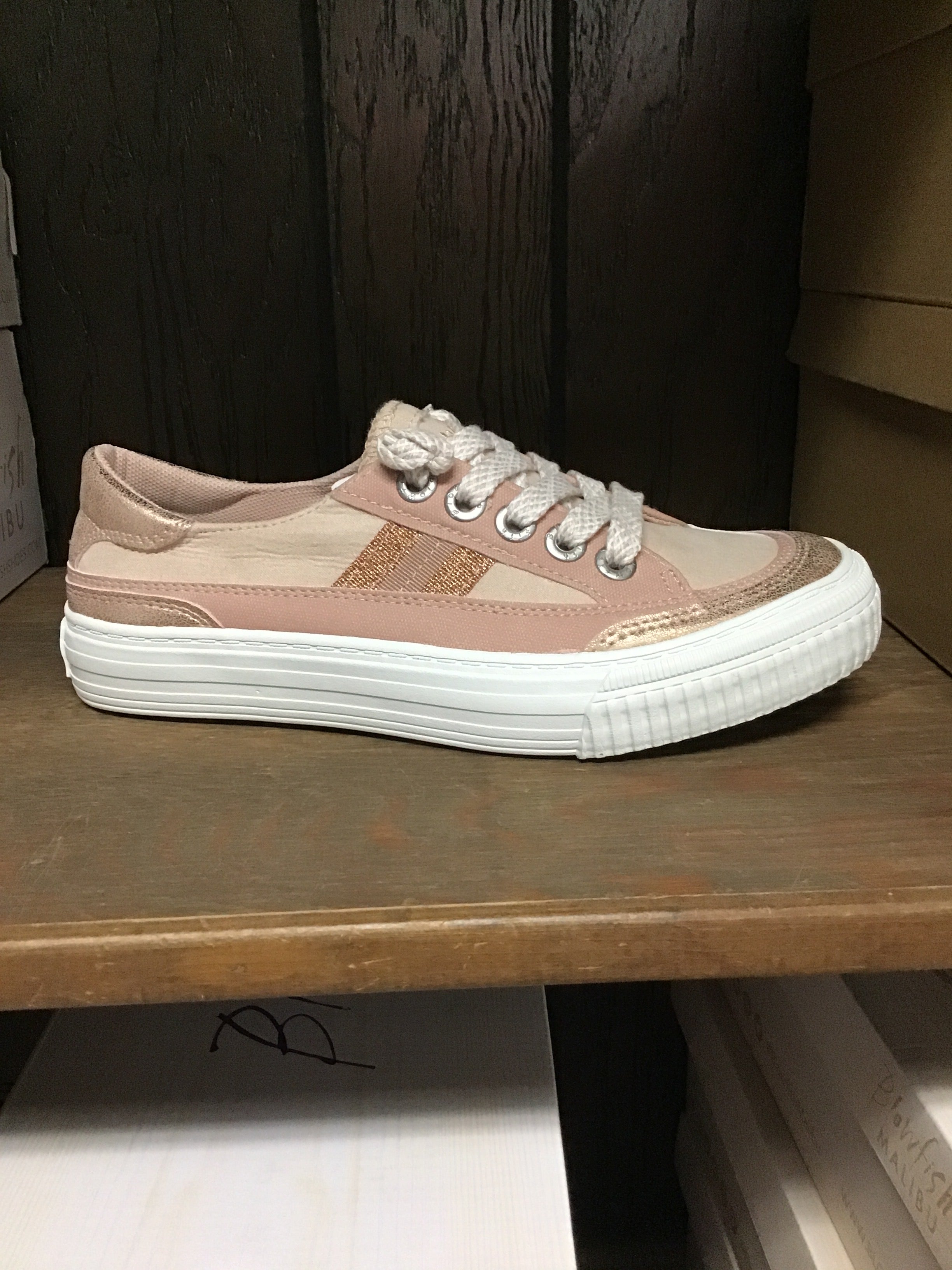 Alexis Rose(gold)