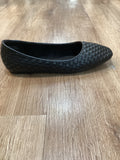 Right There Black Shoe