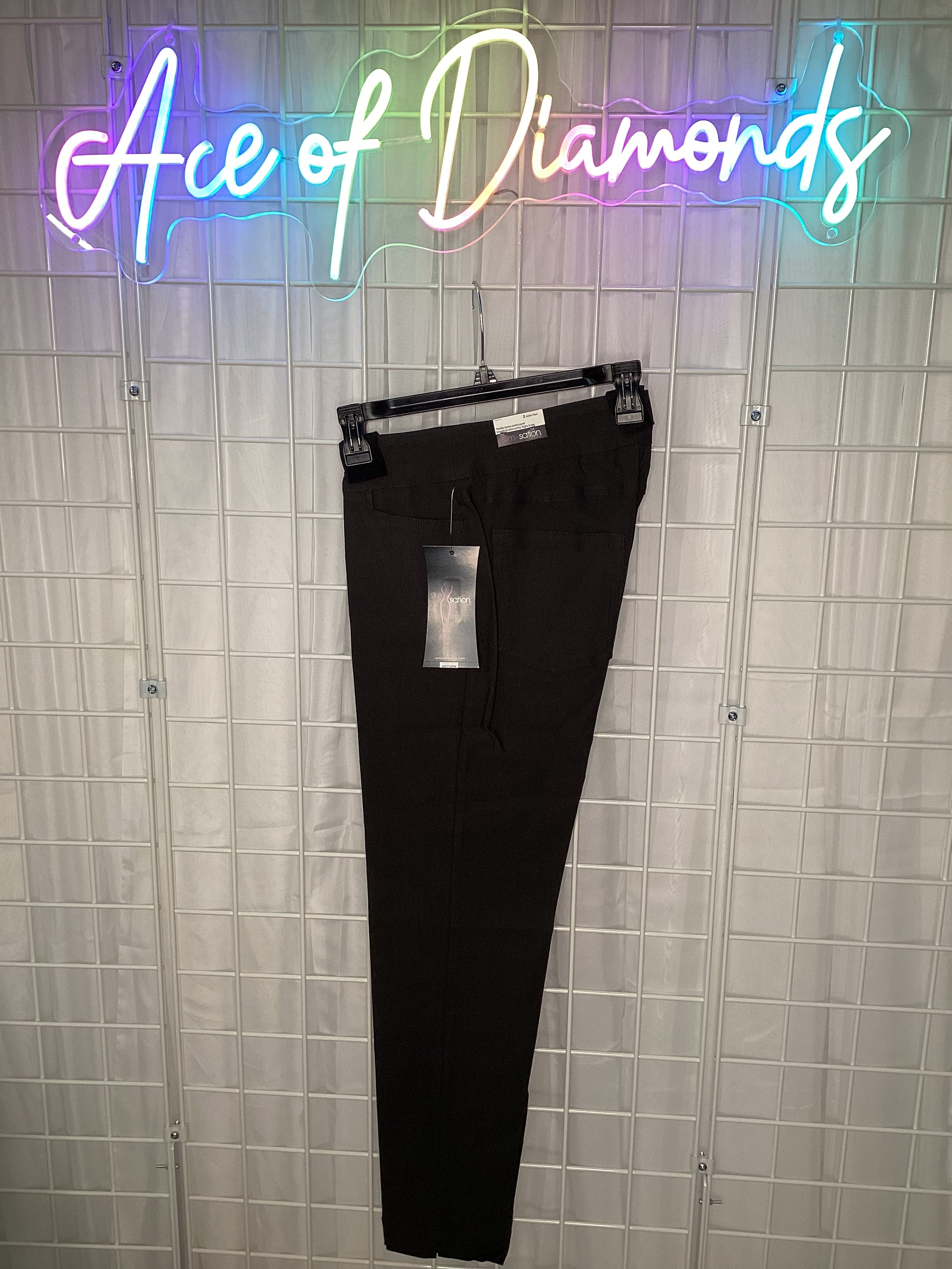 Gray Area ankle pant