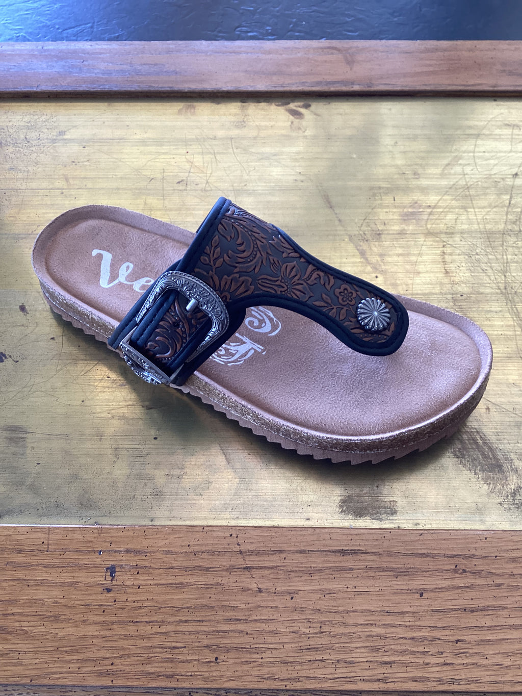 Saddle Sandal