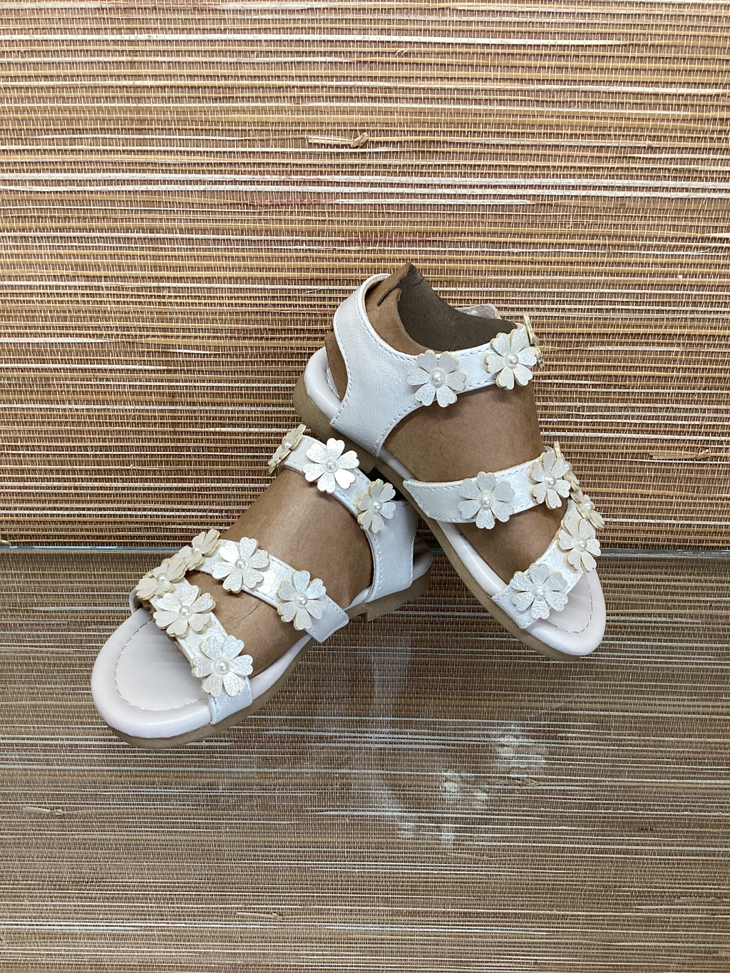 Pearly Toe Blooms